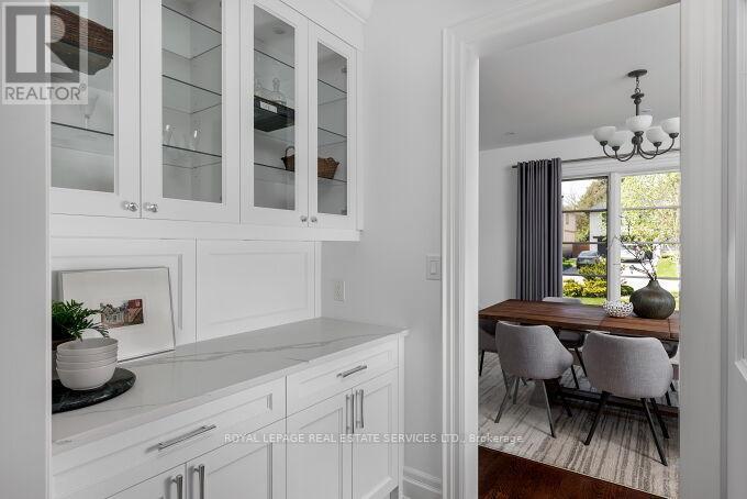 












47 TWYFORD ROAD

,
Toronto,




Ontario
M9A1W5

