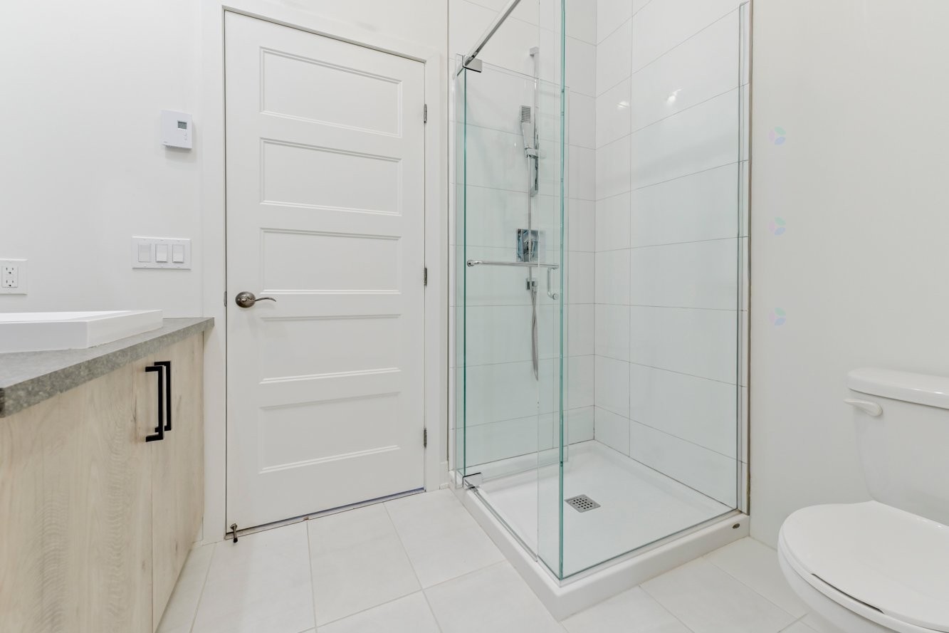 









3601


Rue Ulric-Dubois

,
Longueuil (Saint-Hubert),




QC
J3Y0V2

