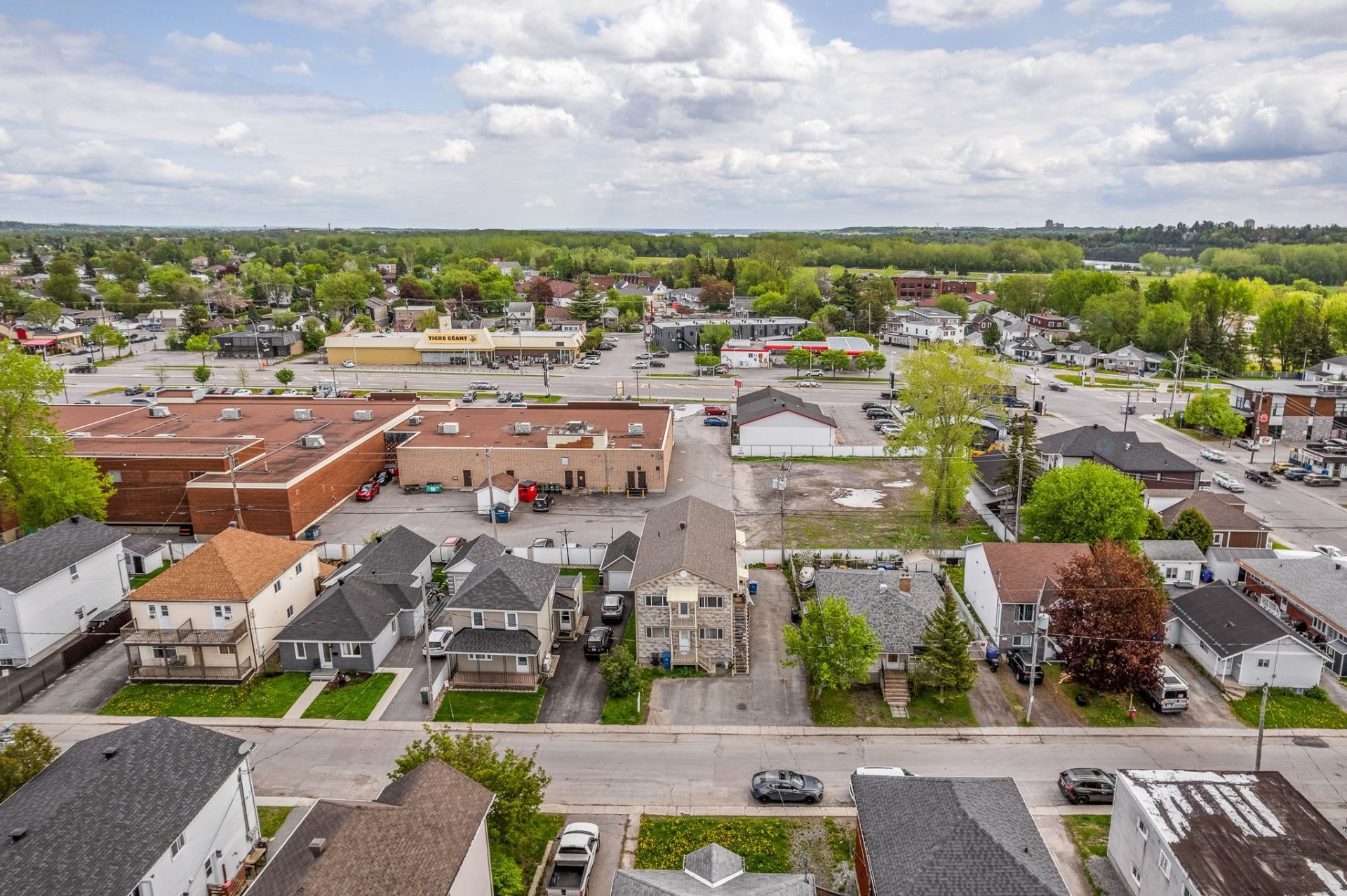 









59


Rue Cousineau

,
Gatineau (Gatineau),




QC
J8T3R9


