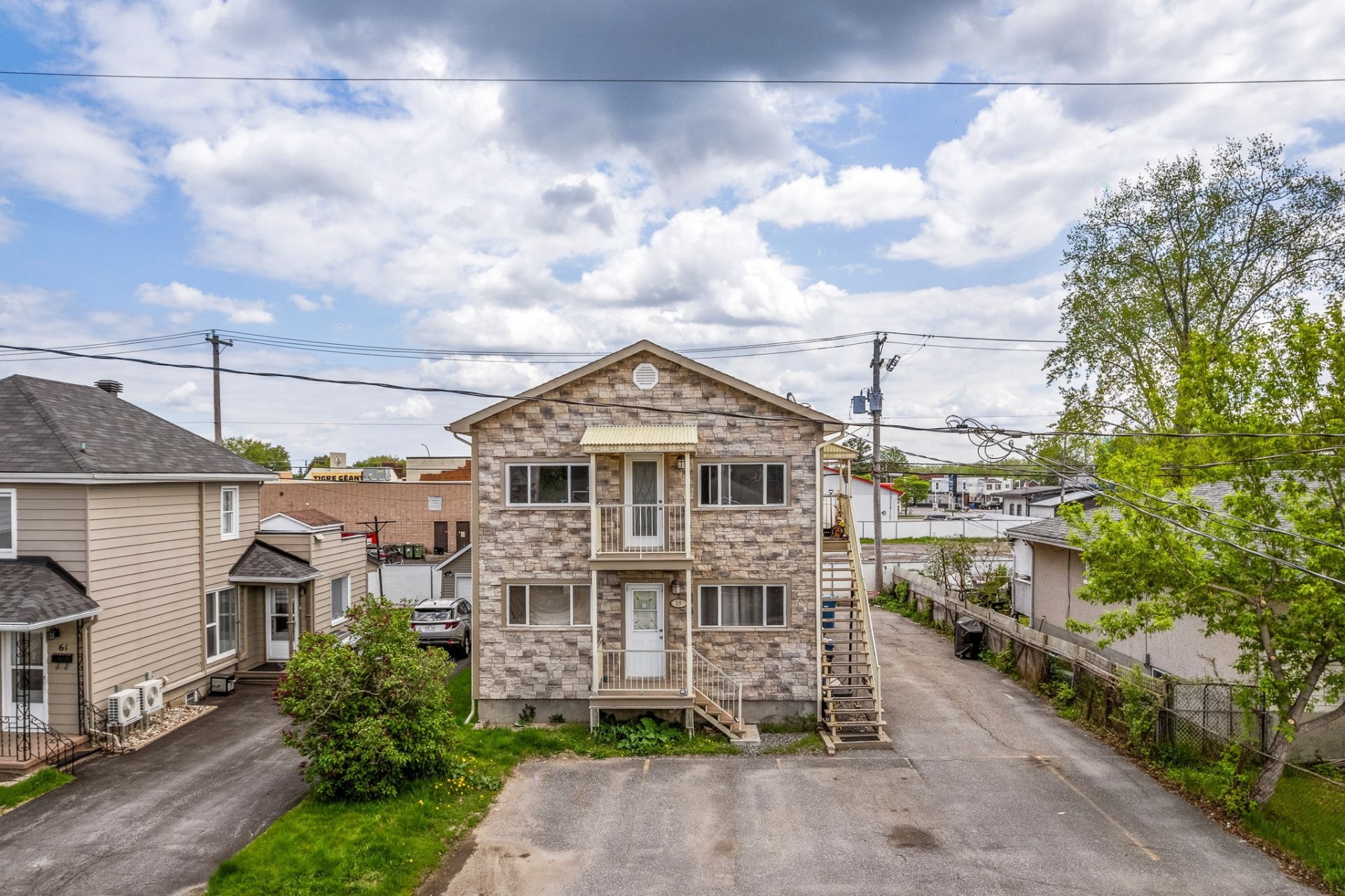 









59


Rue Cousineau

,
Gatineau (Gatineau),




QC
J8T3R9

