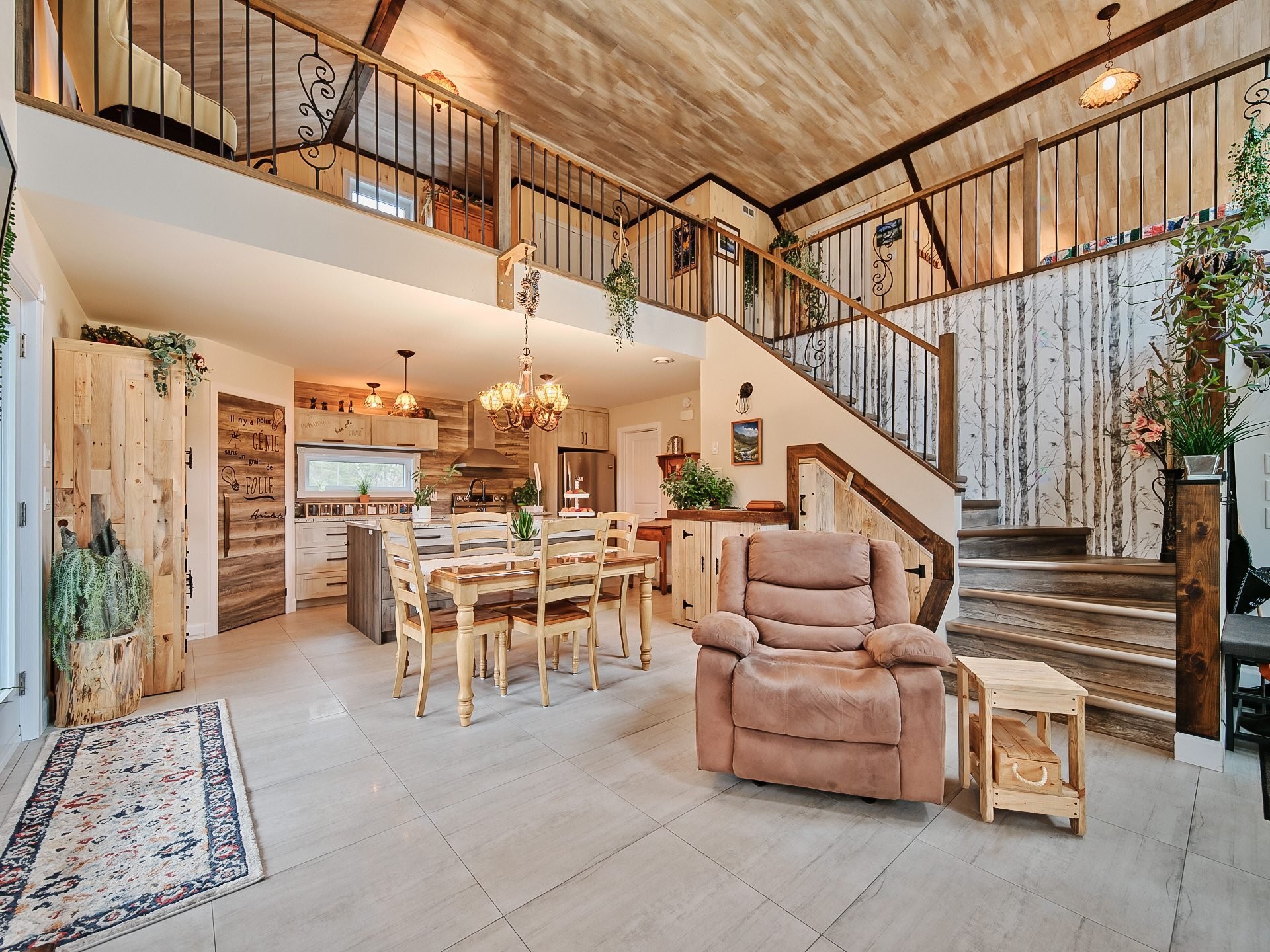 









653


2e Rang

,
Saint-Charles-de-Bourget,




QC
G0V1G0

