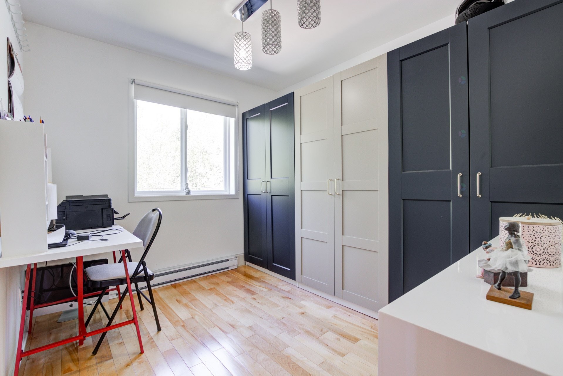 









212


10e Avenue

,
Saint-Zotique,




QC
J0P1Z0

