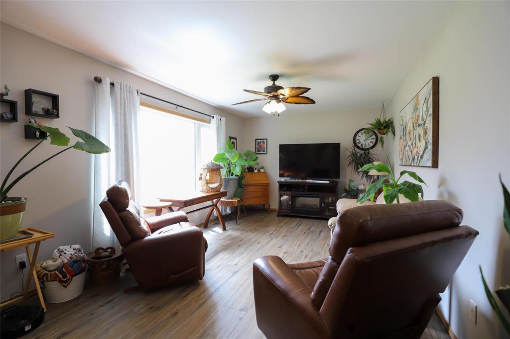 












88 Second Avenue SW

,
Teulon,




Manitoba
R0C3B0

