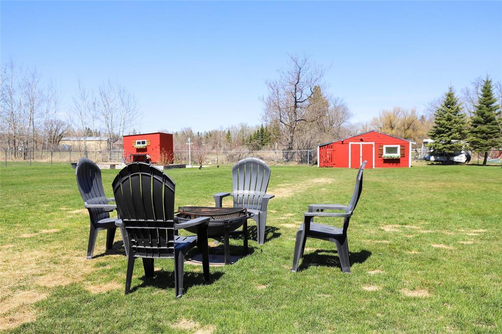 












88 Second Avenue SW

,
Teulon,




Manitoba
R0C3B0

