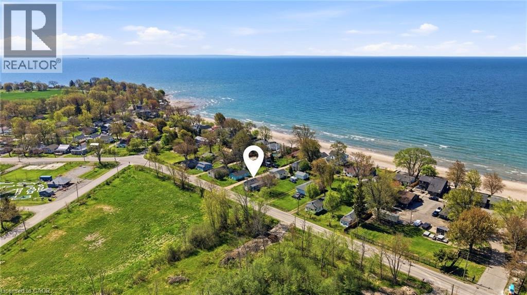 












12235 LAKESHORE Road

,
Wainfleet,




Ontario
L0S1V0

