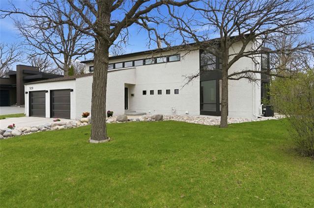 









509


Shaftesbury

BLVD,
Winnipeg,




MB
R3P 0M3

