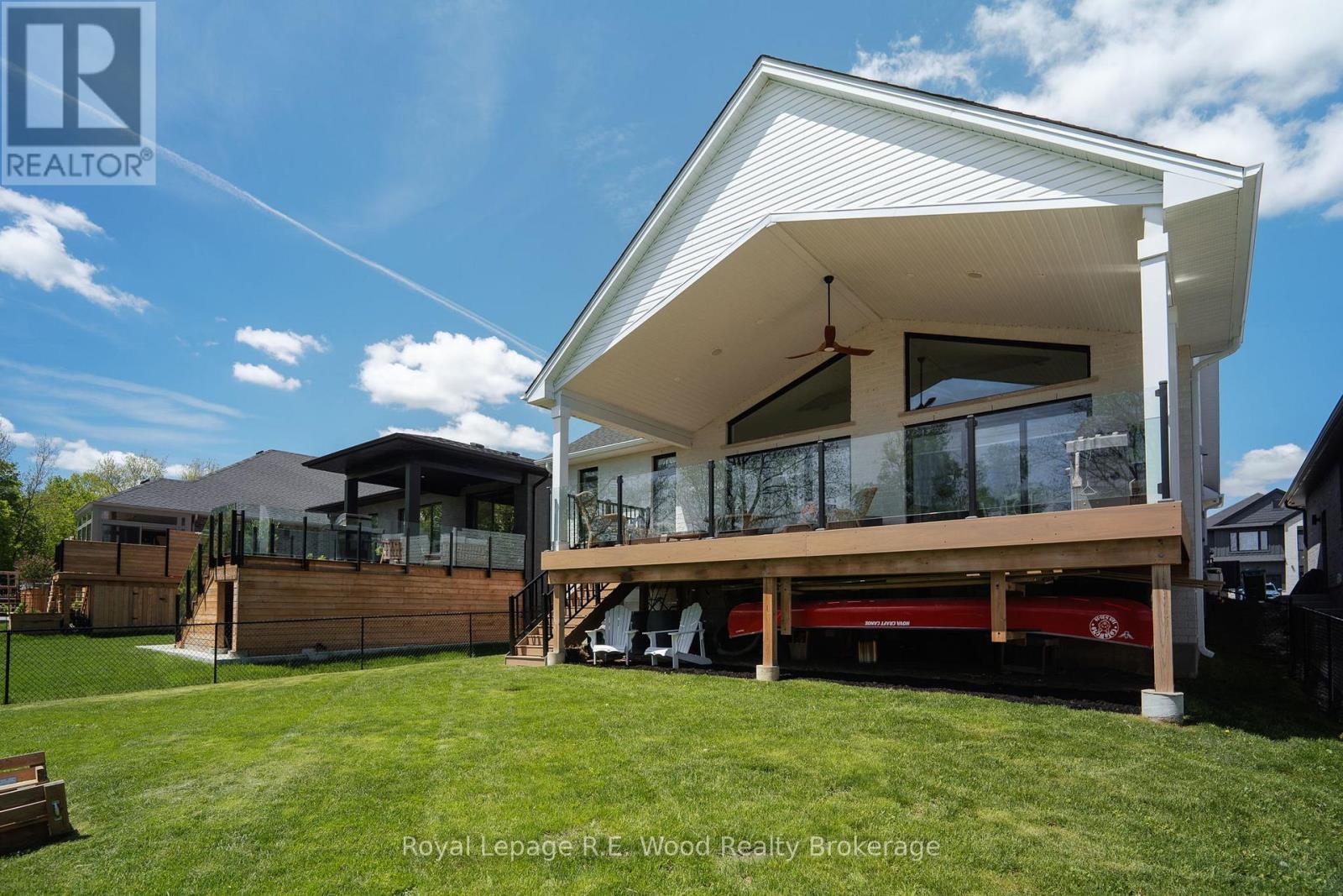 












73 ROYAL DORNOCH DRIVE

,
St. Thomas,




Ontario
N5R0K4

