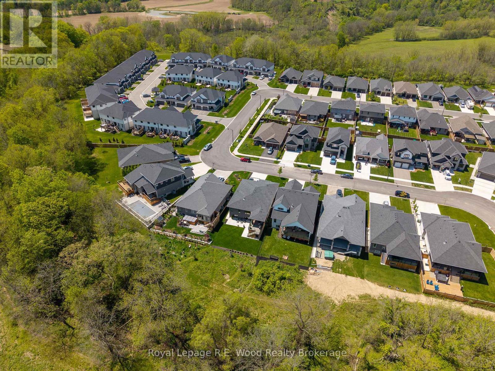 












73 ROYAL DORNOCH DRIVE

,
St. Thomas,




Ontario
N5R0K4


