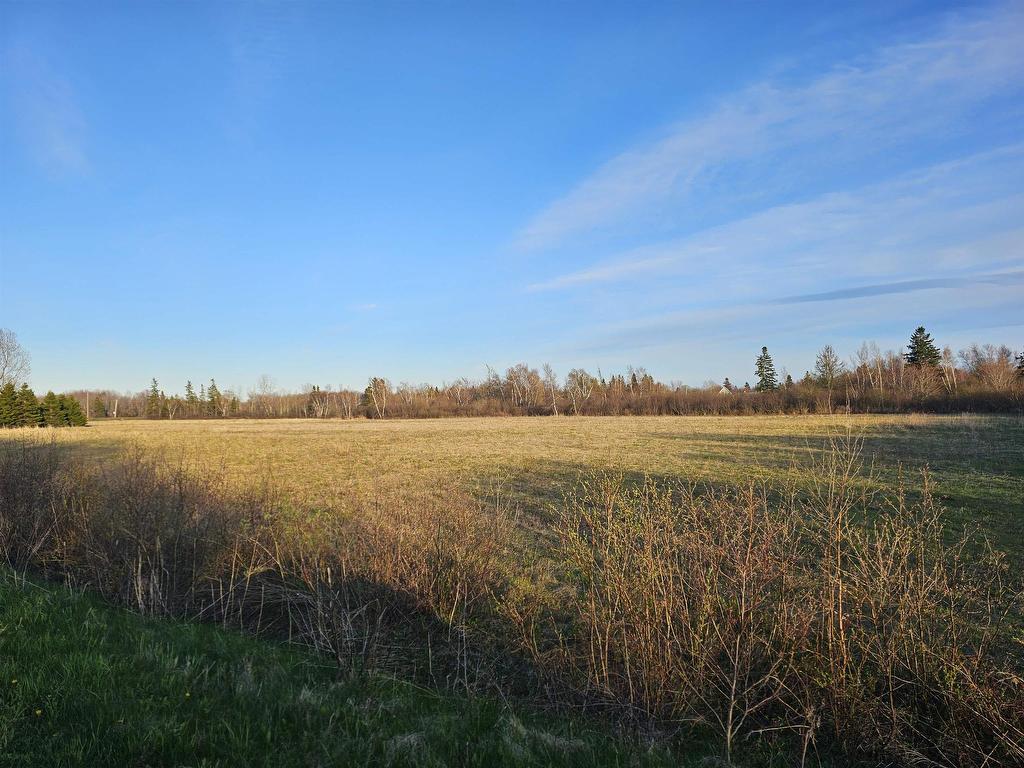 












Acreage Route 2

,
Carleton,







PE
C0B 1H0

