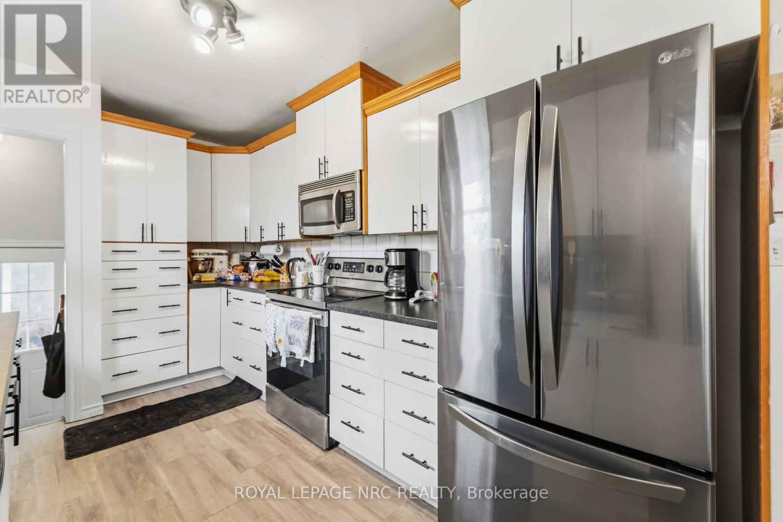 












7101 ROGER CRESCENT

,
Niagara Falls (Arad/Fallsview),




Ontario
L2G3A6

