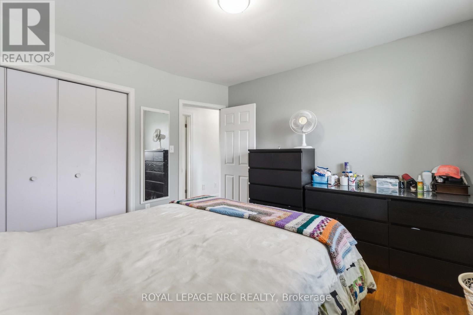 












7101 ROGER CRESCENT

,
Niagara Falls (Arad/Fallsview),




Ontario
L2G3A6

