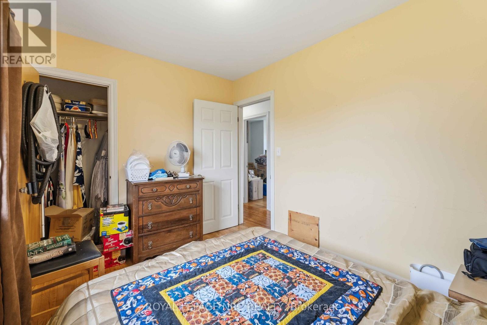












7101 ROGER CRESCENT

,
Niagara Falls (Arad/Fallsview),




Ontario
L2G3A6

