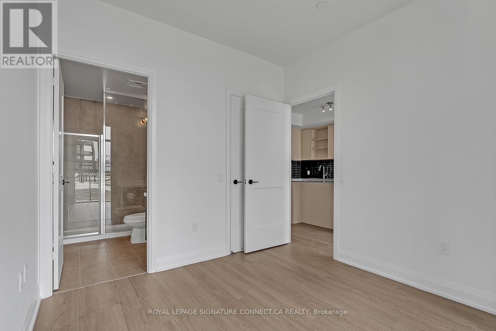 












111 - 60 GEORGE BUTCHART DRIVE

,
Toronto,




Ontario
M3K0E1

