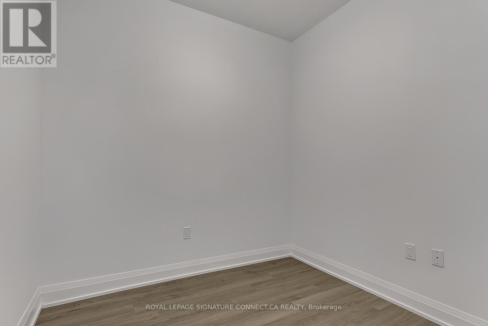 












111 - 60 GEORGE BUTCHART DRIVE

,
Toronto,




Ontario
M3K0E1


