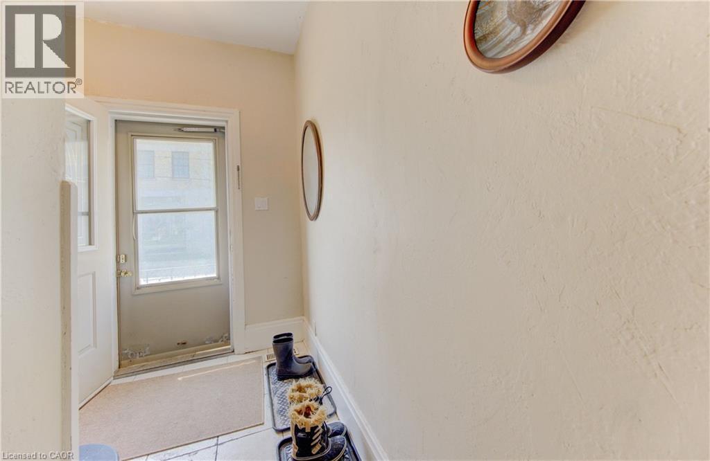 












48 BREITHAUPT Street

,
Kitchener,




Ontario
N2H5G6


