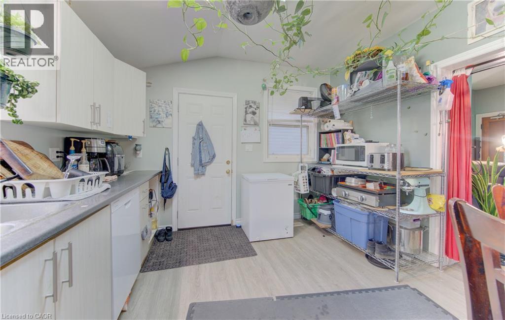 












48 BREITHAUPT Street

,
Kitchener,




Ontario
N2H5G6

