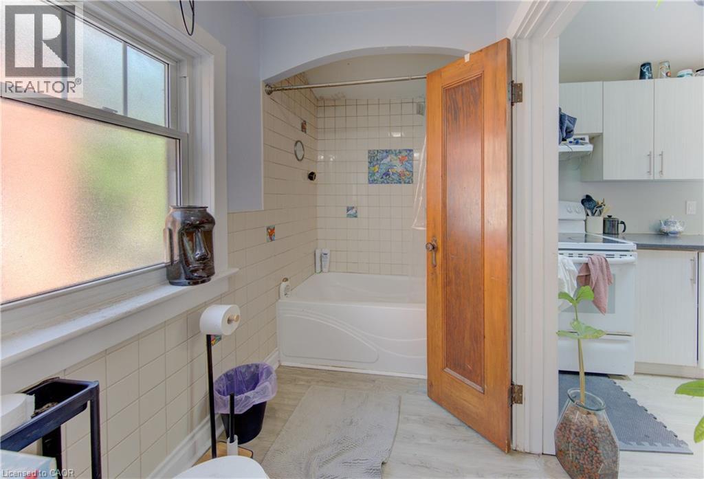 












48 BREITHAUPT Street

,
Kitchener,




Ontario
N2H5G6

