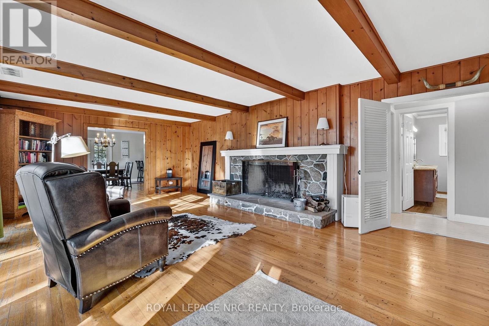 












3208 YOUNG AVENUE

,
Fort Erie,




Ontario
L0S1N0

