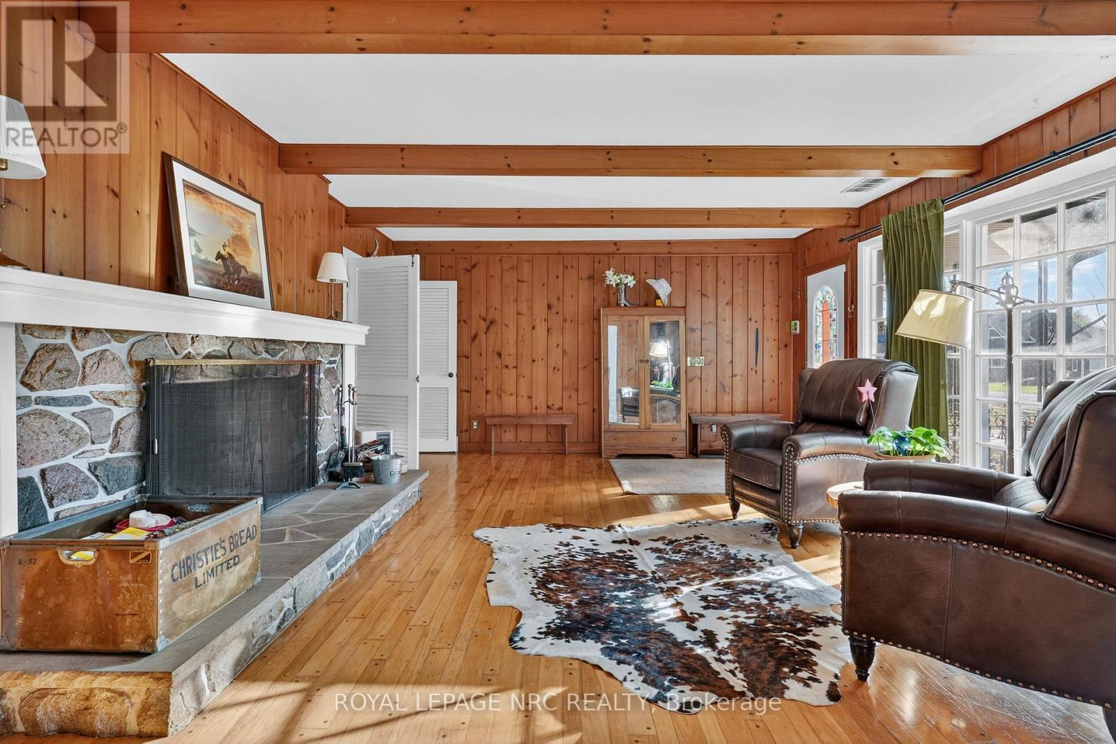 












3208 YOUNG AVENUE

,
Fort Erie,




Ontario
L0S1N0

