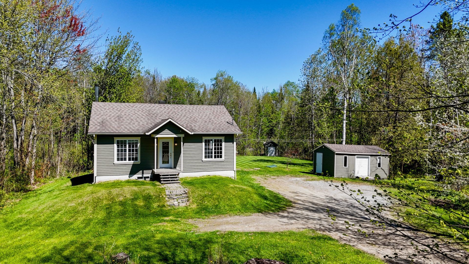 









131


Rue Clément

,
Sherbrooke (Brompton/Rock Forest/Saint-Élie/Deauville),




QC
J1R0A9

