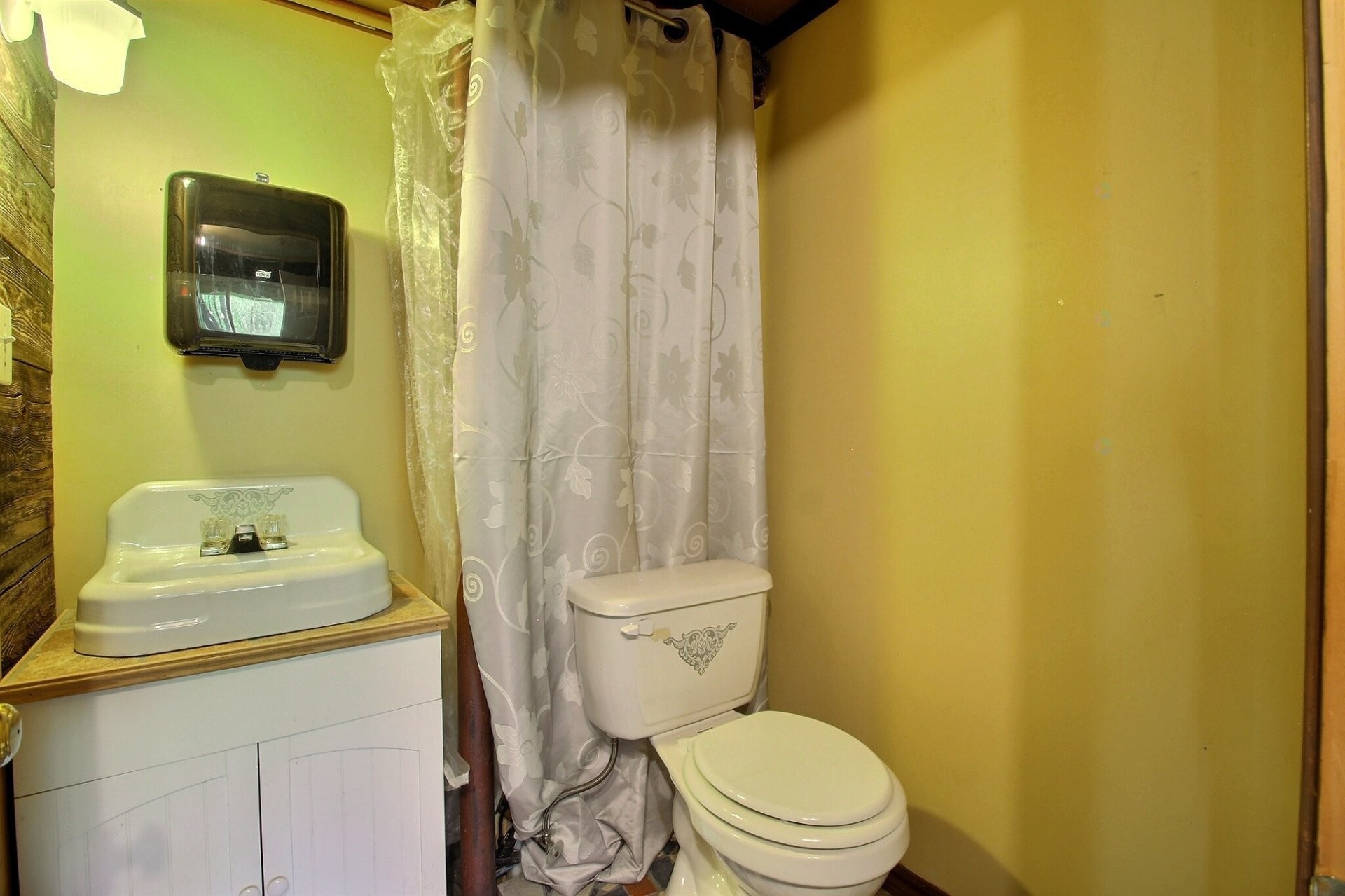 









131


Rue Clément

,
Sherbrooke (Brompton/Rock Forest/Saint-Élie/Deauville),




QC
J1R0A9

