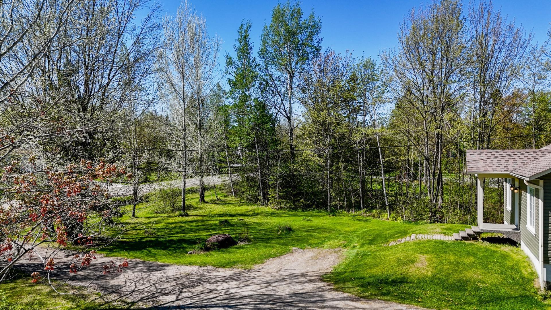 









131


Rue Clément

,
Sherbrooke (Brompton/Rock Forest/Saint-Élie/Deauville),




QC
J1R0A9


