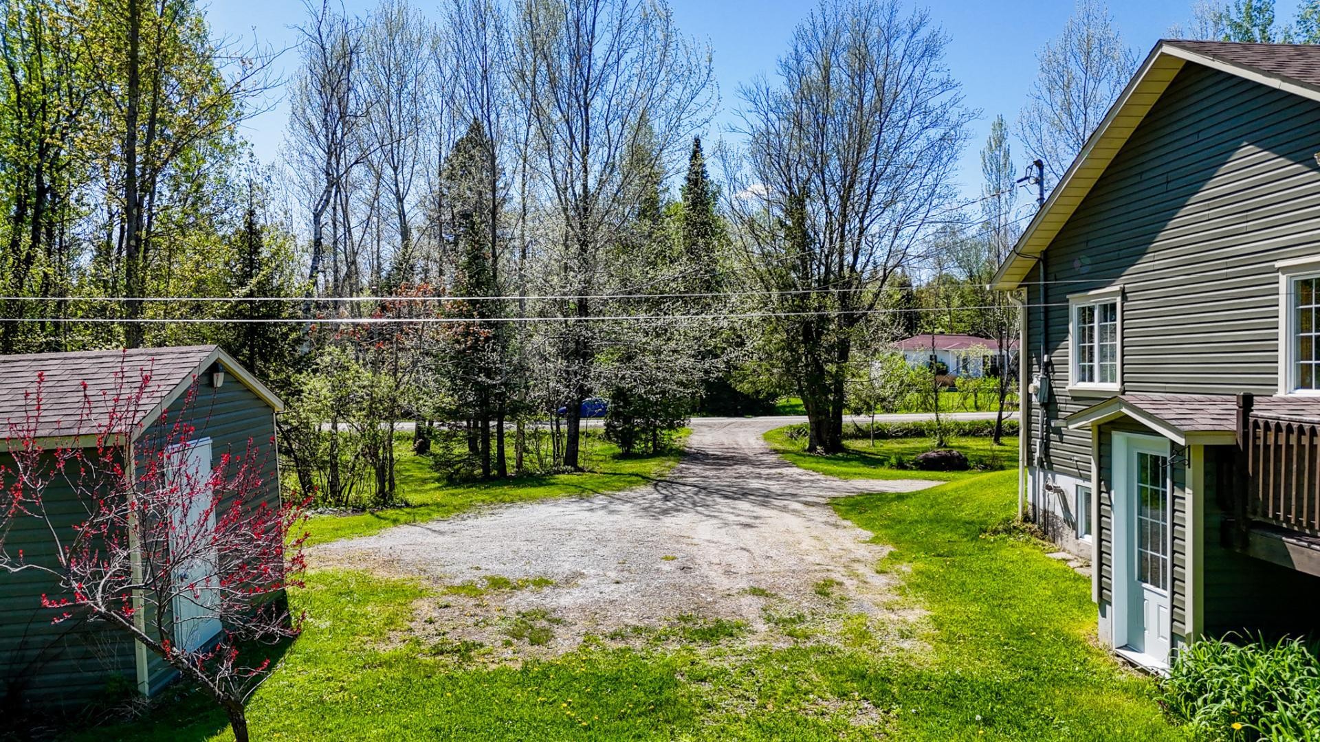 









131


Rue Clément

,
Sherbrooke (Brompton/Rock Forest/Saint-Élie/Deauville),




QC
J1R0A9

