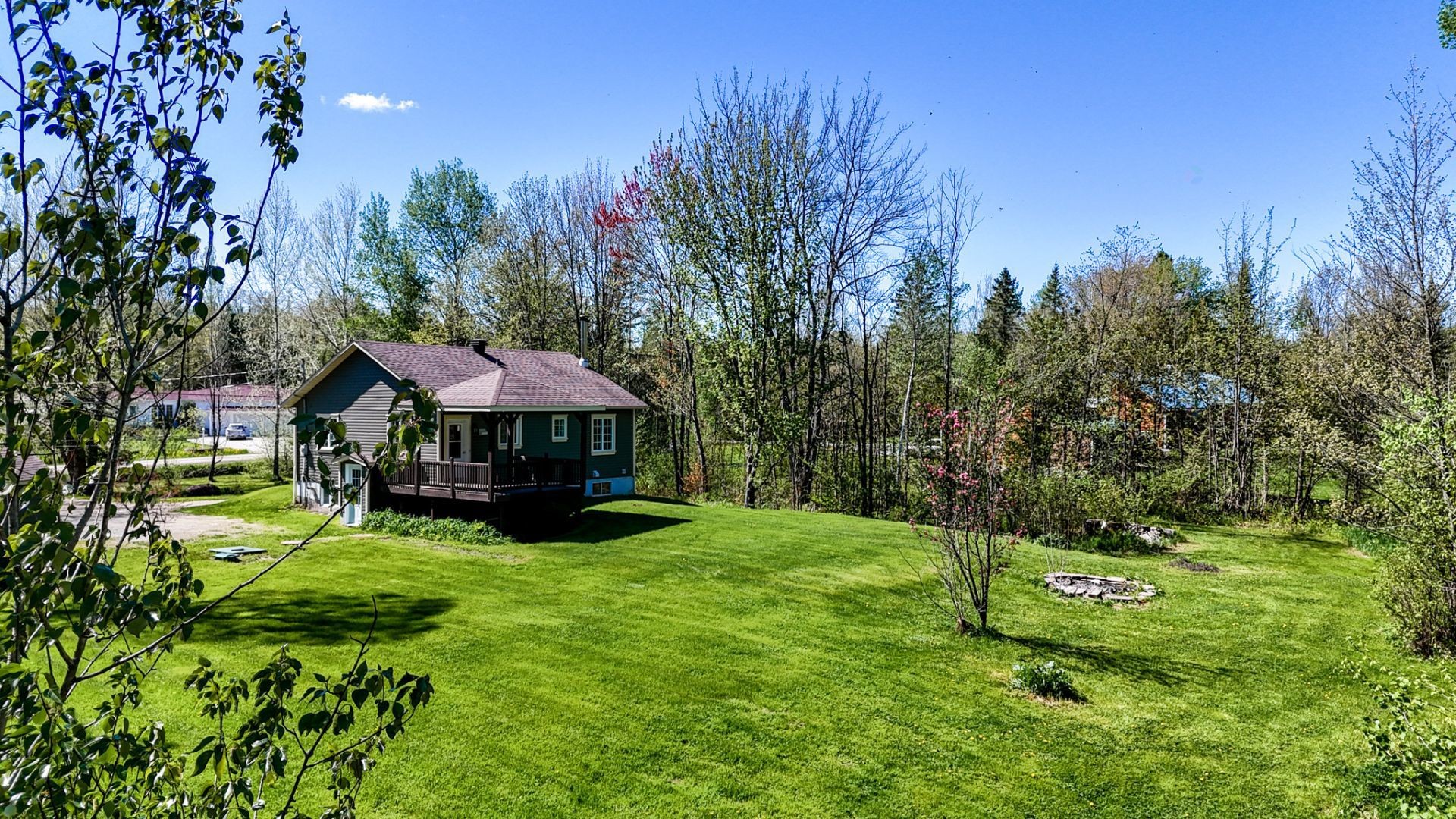 









131


Rue Clément

,
Sherbrooke (Brompton/Rock Forest/Saint-Élie/Deauville),




QC
J1R0A9


