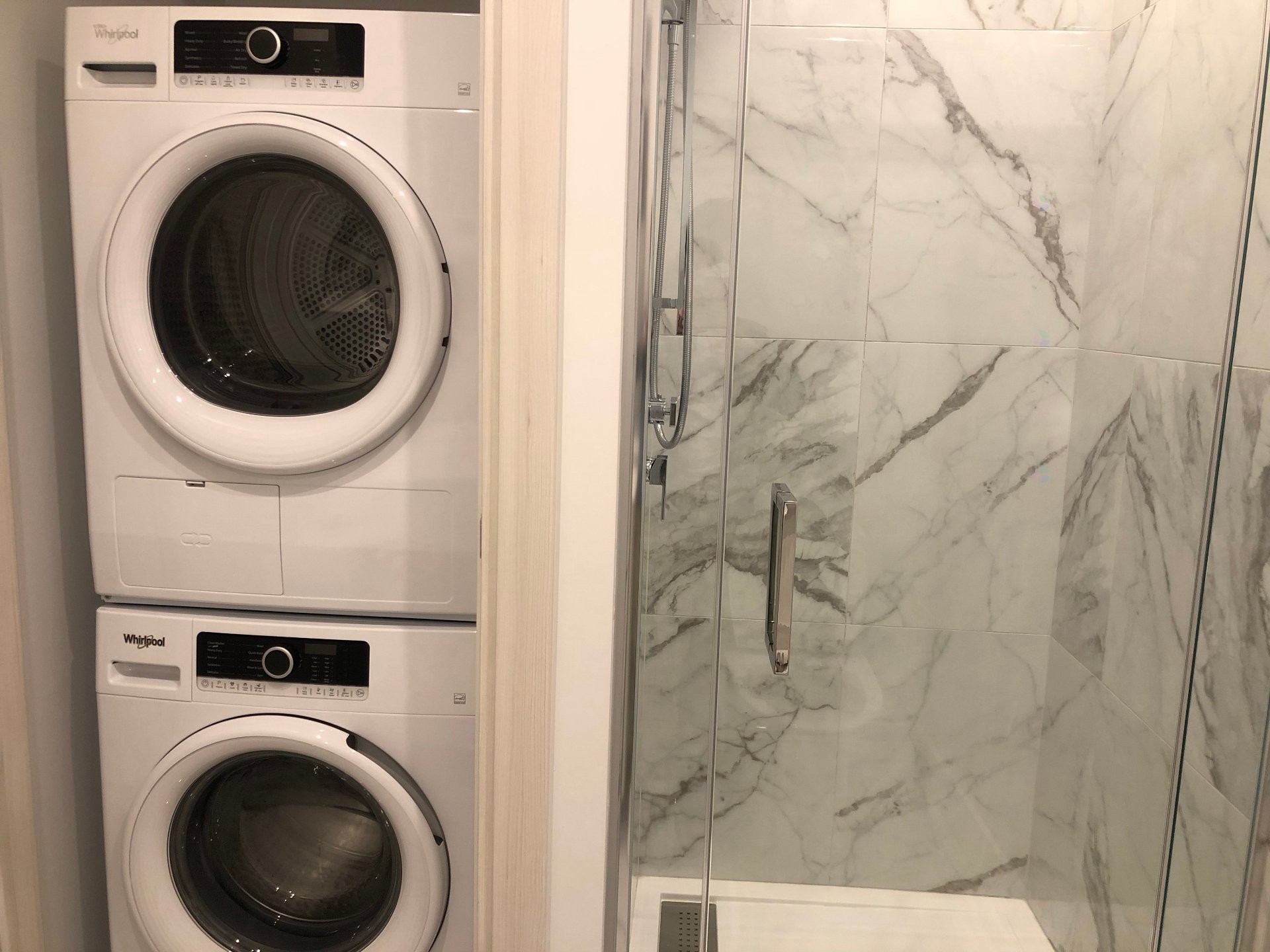 









1400


Boul. René-Lévesque O.

, 1909,
Montréal (Ville-Marie),




QC
H3G1T6


