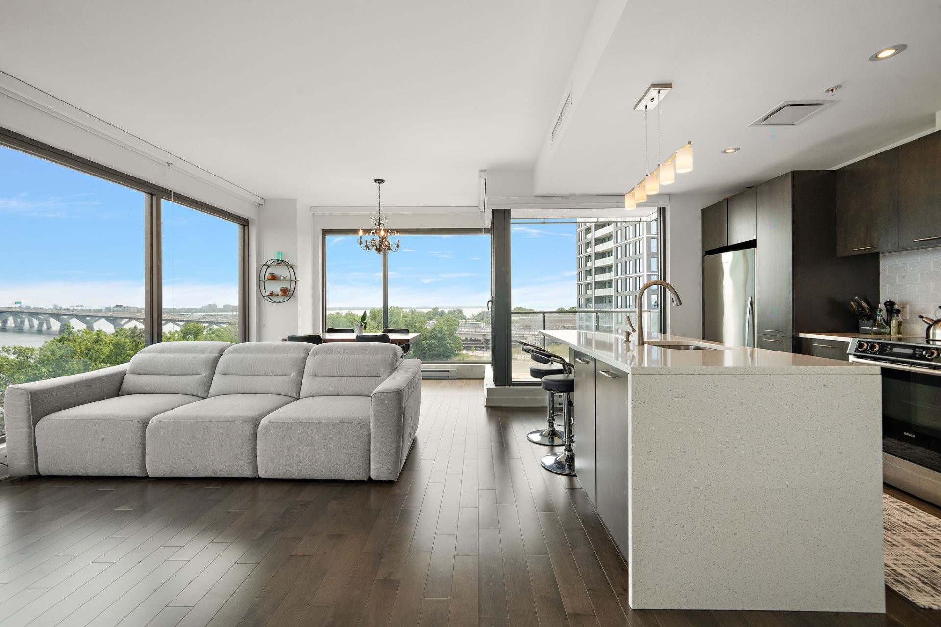 









299


Rue de la Rotonde

, 803,
Montréal (Verdun/Île-des-Soeurs),




QC
H3E0C6

