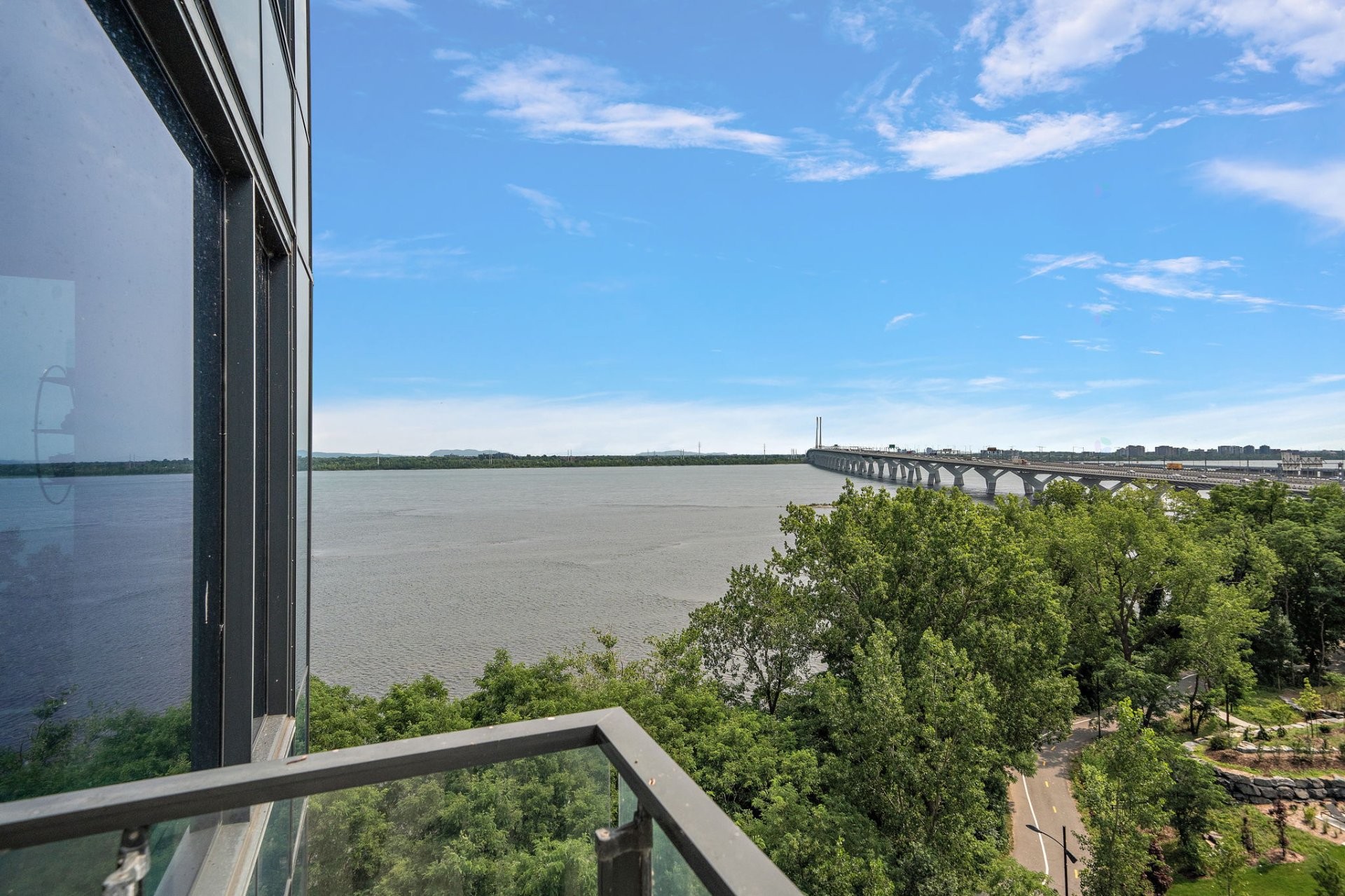 









299


Rue de la Rotonde

, 803,
Montréal (Verdun/Île-des-Soeurs),




QC
H3E0C6


