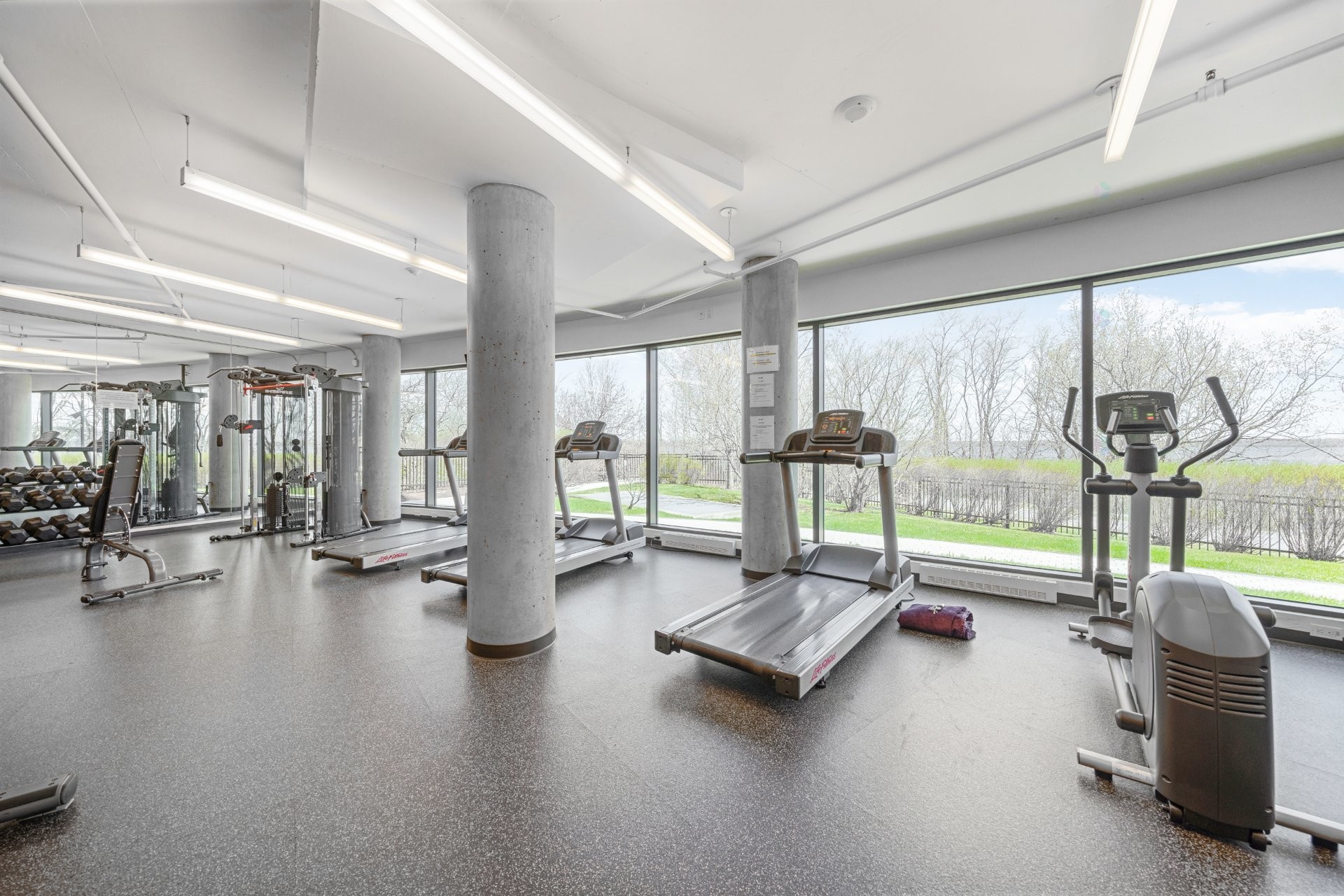









299


Rue de la Rotonde

, 803,
Montréal (Verdun/Île-des-Soeurs),




QC
H3E0C6

