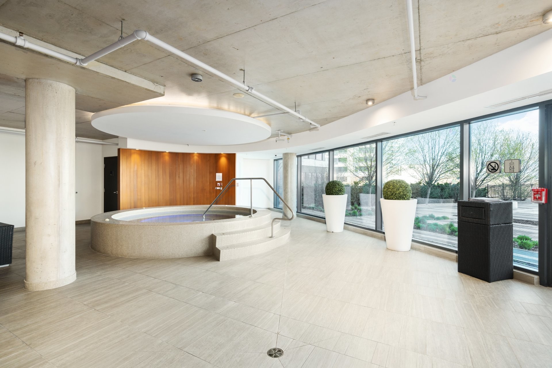 









299


Rue de la Rotonde

, 803,
Montréal (Verdun/Île-des-Soeurs),




QC
H3E0C6

