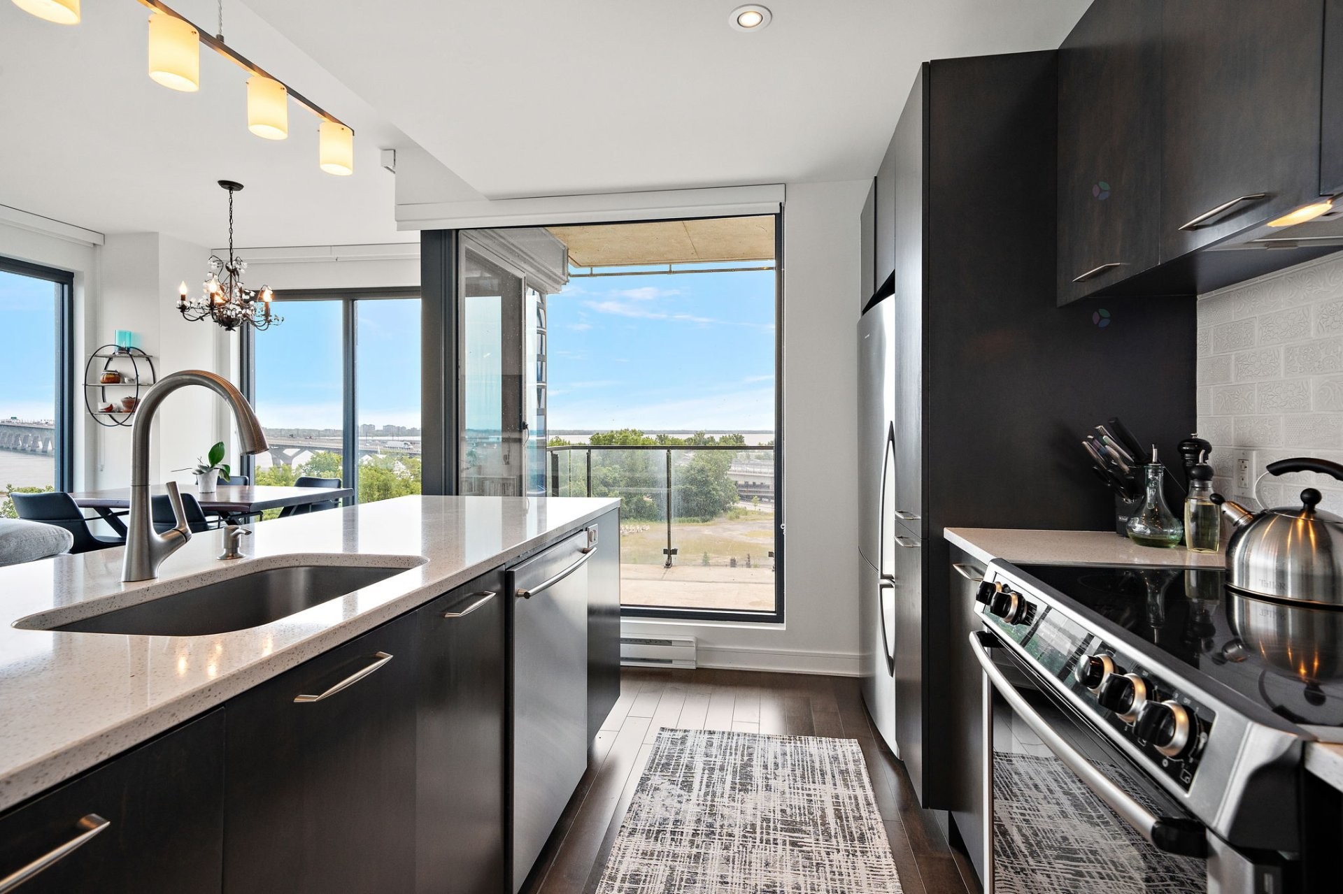 









299


Rue de la Rotonde

, 803,
Montréal (Verdun/Île-des-Soeurs),




QC
H3E0C6

