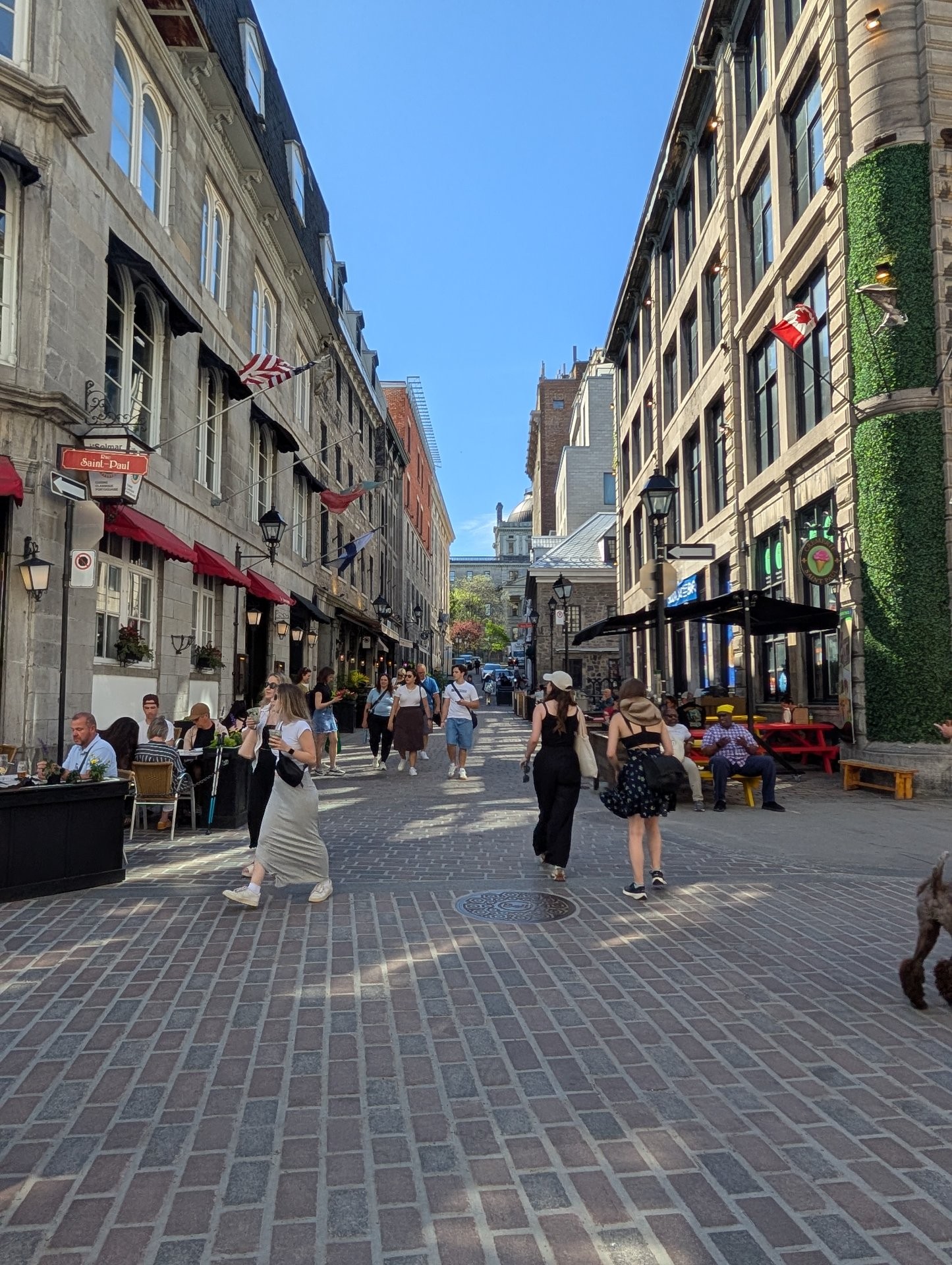 









711


Rue de la Commune O.

, 210,
Montréal (Ville-Marie),




QC
H3C0P1

