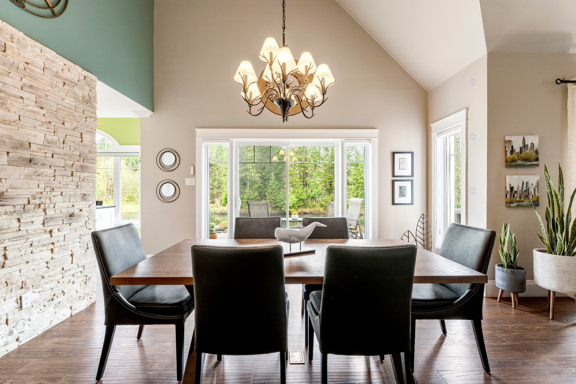 









71


Rue de la Rivière

,
Sainte-Catherine-de-Hatley,




QC
J0B1W0

