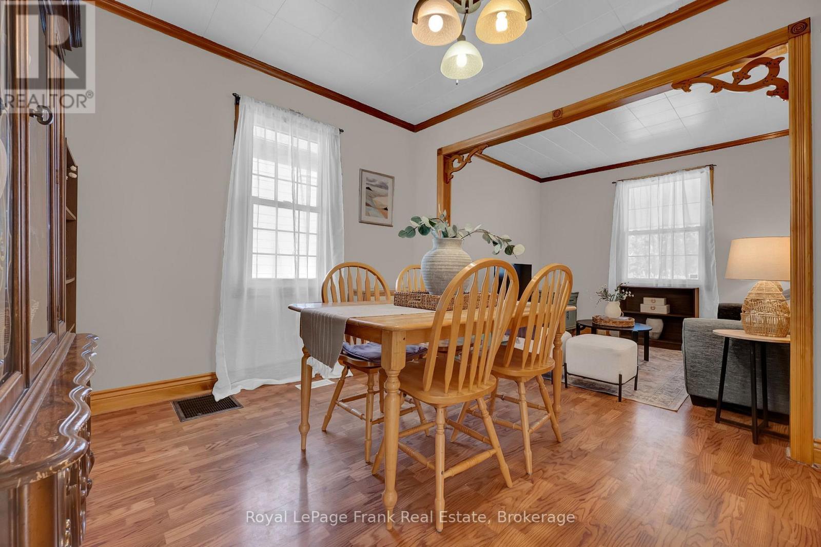 












78 FISHER STREET

,
Oshawa (Central),




Ontario
L1H2V3

