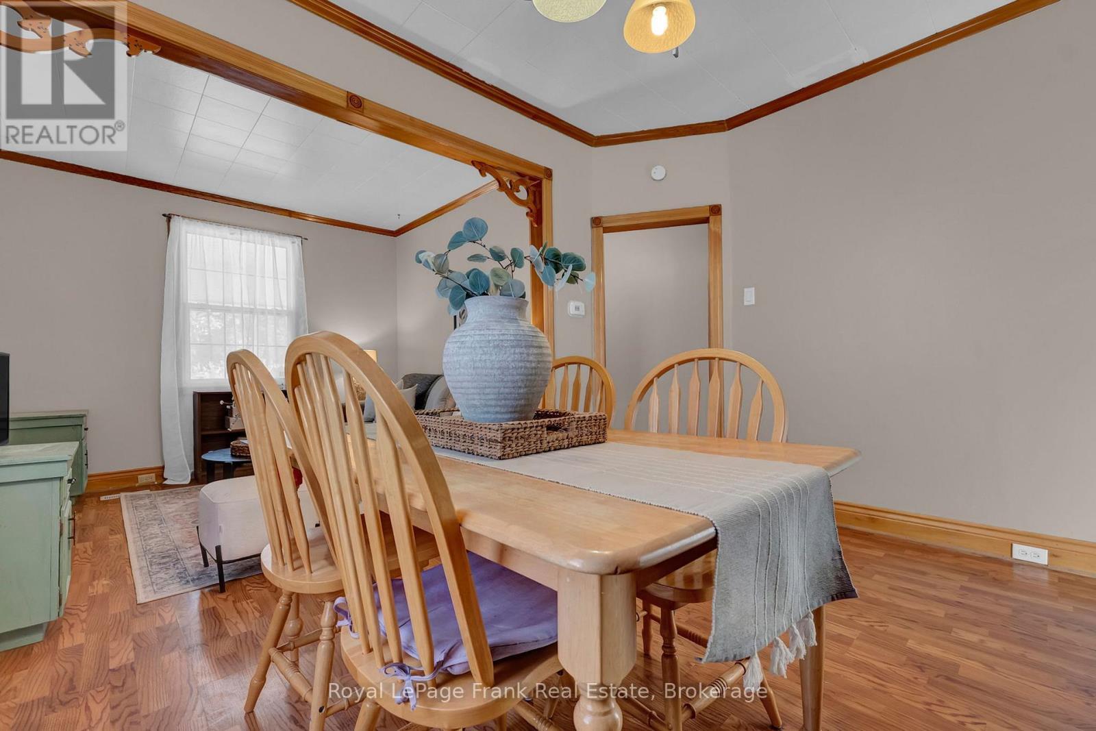 












78 FISHER STREET

,
Oshawa (Central),




Ontario
L1H2V3

