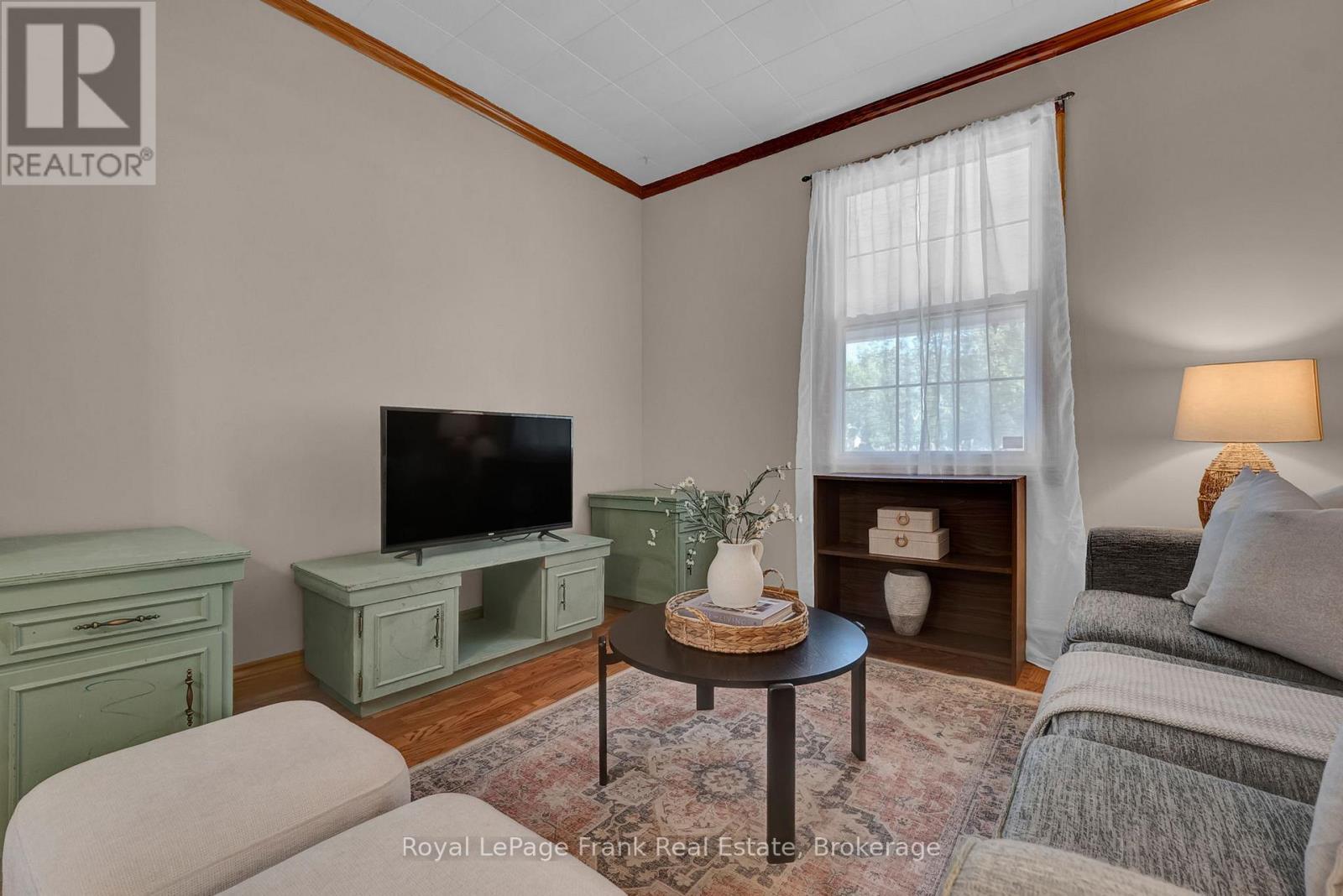 












78 FISHER STREET

,
Oshawa (Central),




Ontario
L1H2V3

