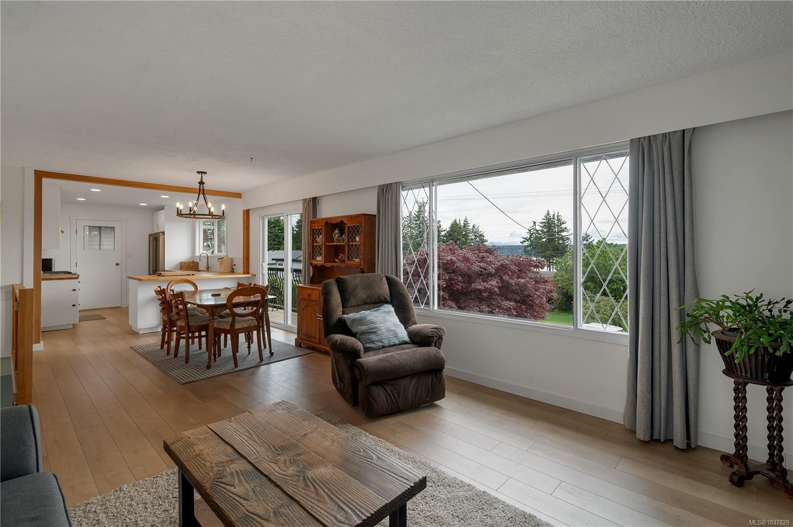 









880


Galerno

Rd,
Campbell River,




BC
V9W 5J4

