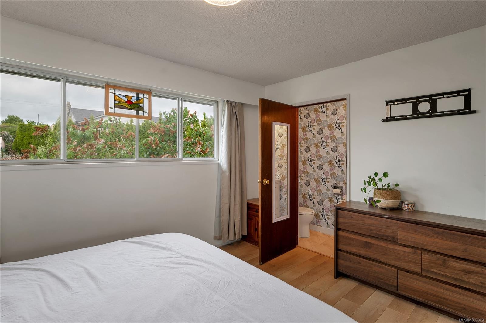 









880


Galerno

Rd,
Campbell River,




BC
V9W 5J4

