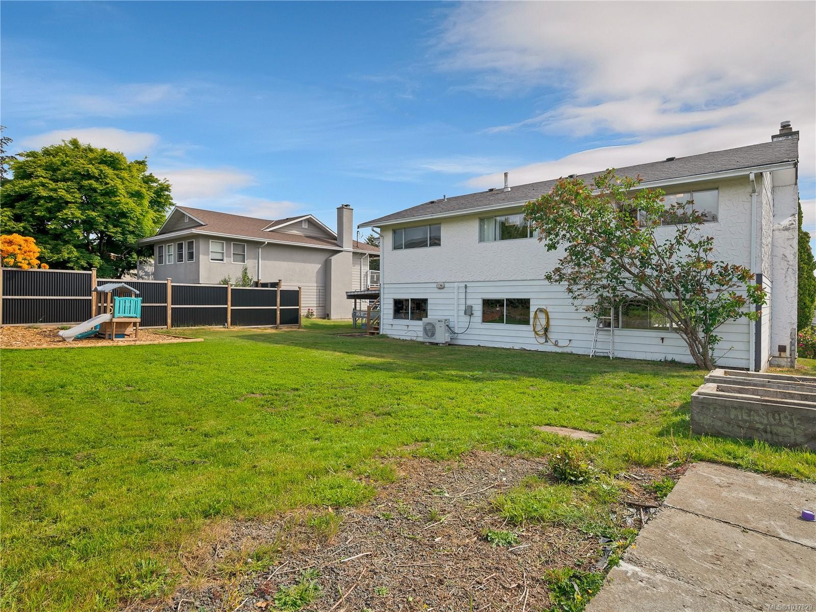 









880


Galerno

Rd,
Campbell River,




BC
V9W 5J4

