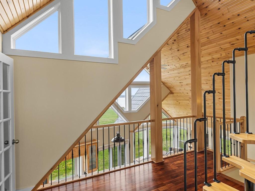 












86 SEASIDE Drive

,
Malpeque,




PE
C0B 1M0

