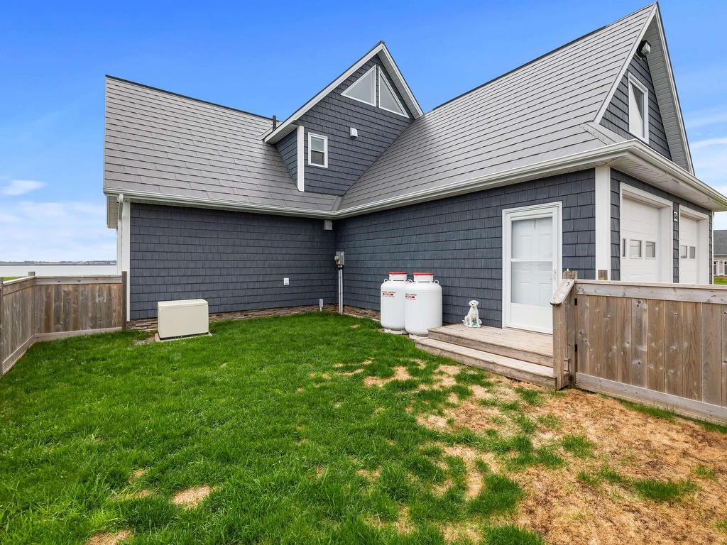 












86 SEASIDE Drive

,
Malpeque,




PE
C0B 1M0

