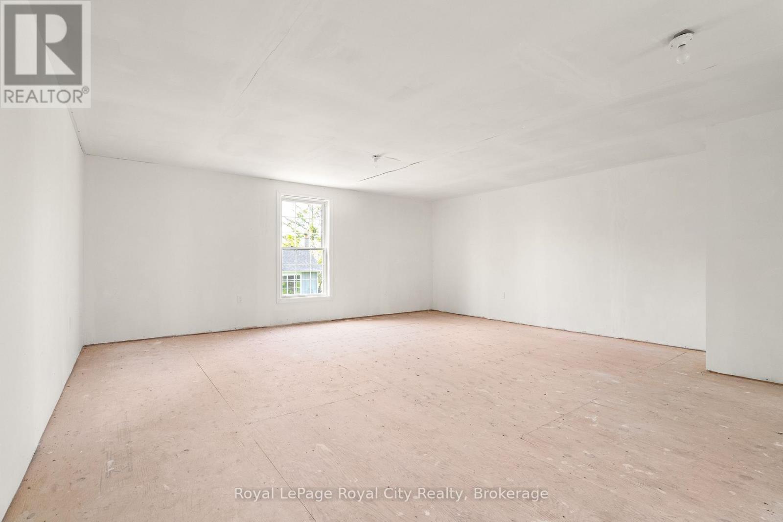 












4963 SIXTH LINE

,
Guelph/Eramosa,







Ontario
N0B2K0

