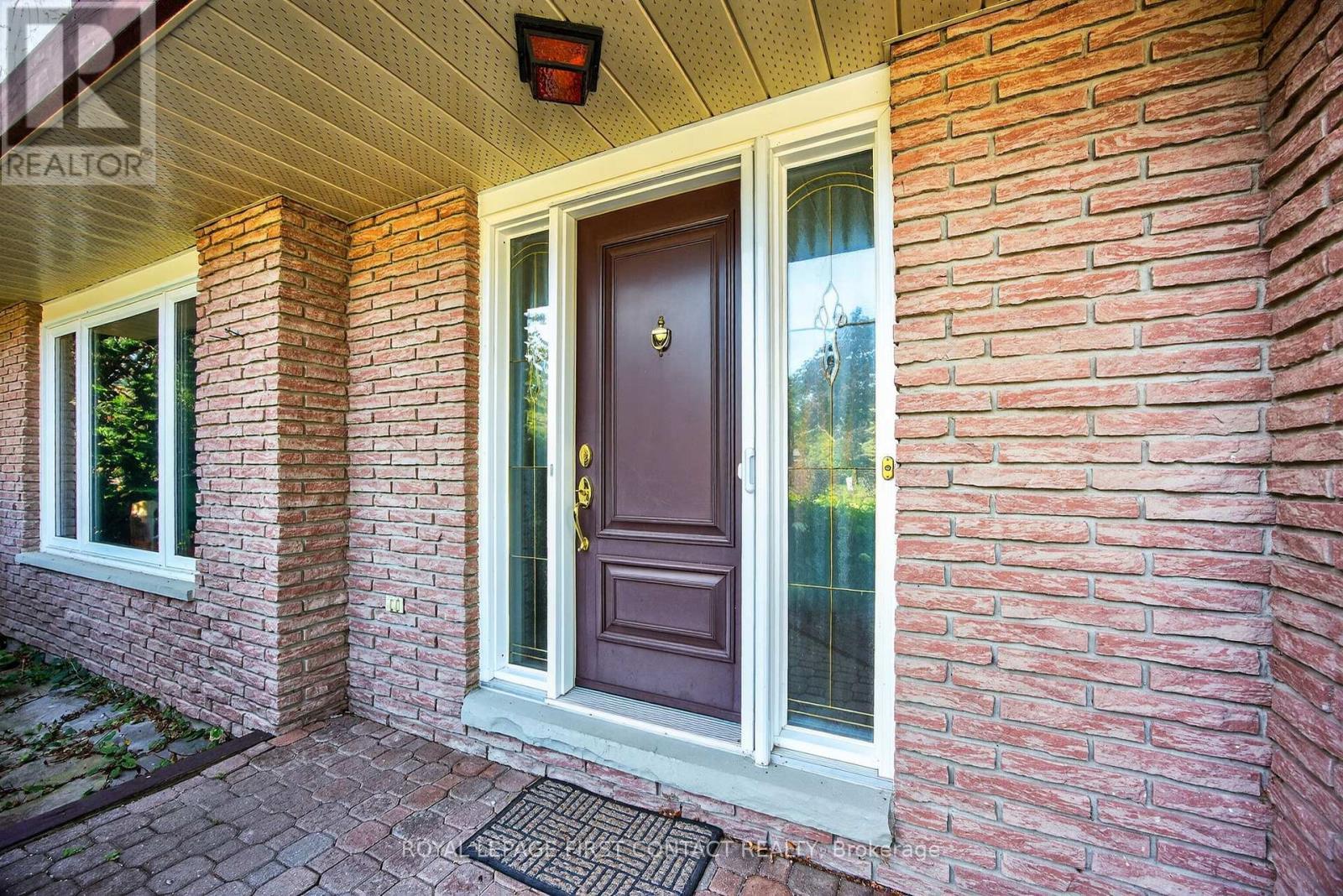 












7 MAPLECREST ROAD

,
Springwater,




Ontario
L9X0P8

