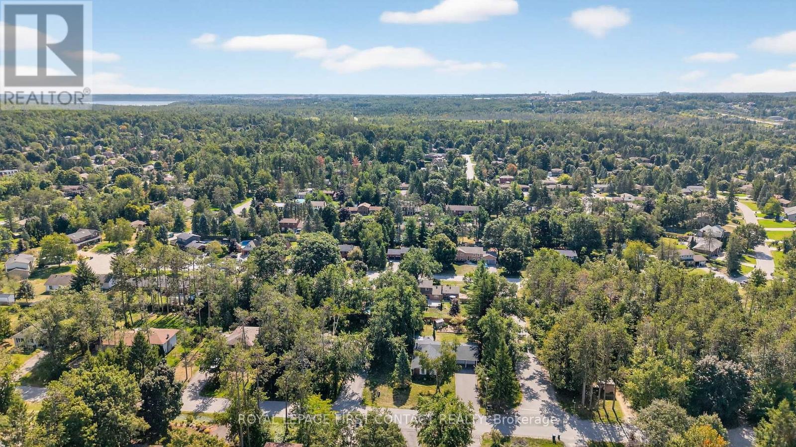 












7 MAPLECREST ROAD

,
Springwater,




Ontario
L9X0P8

