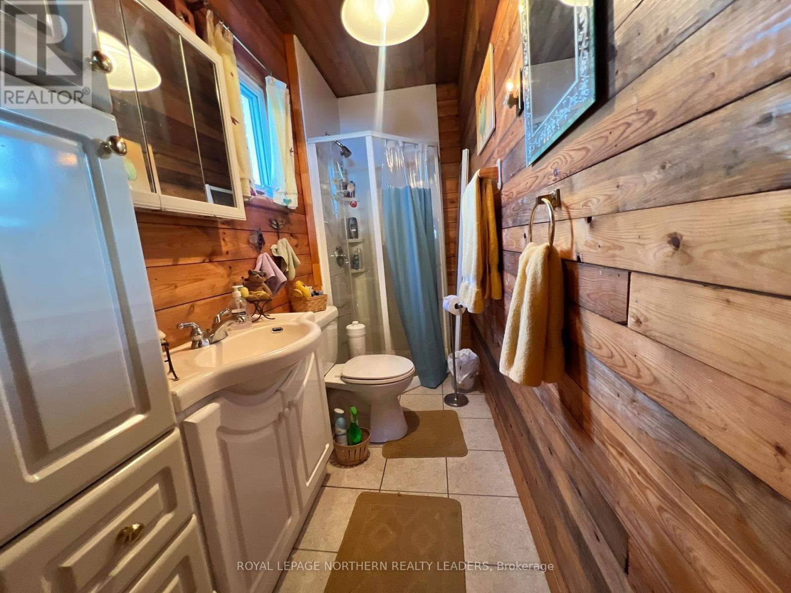 












633 LECLAIR AVENUE

,
Timmins (MTJ - Kamiskotia),




Ontario
P4R0C1

