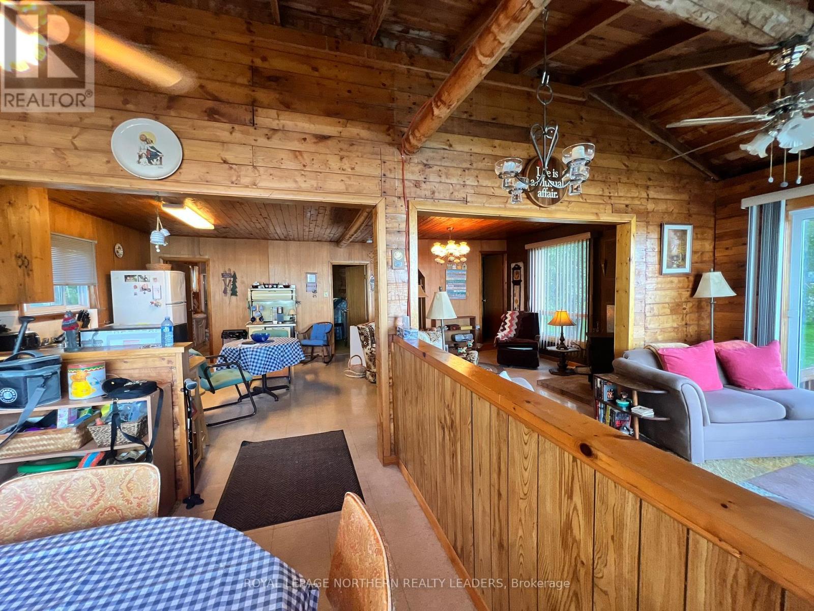 












633 LECLAIR AVENUE

,
Timmins (MTJ - Kamiskotia),




Ontario
P4R0C1

