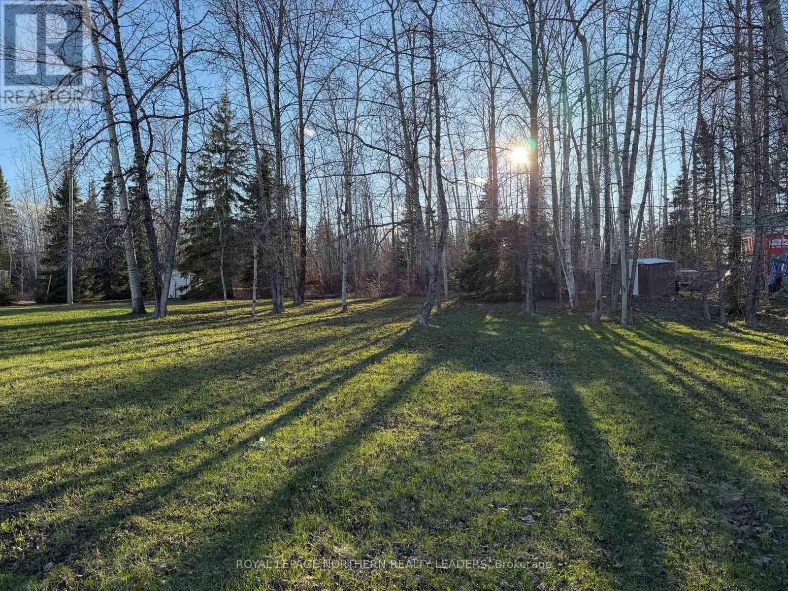 












633 LECLAIR AVENUE

,
Timmins (MTJ - Kamiskotia),




Ontario
P4R0C1

